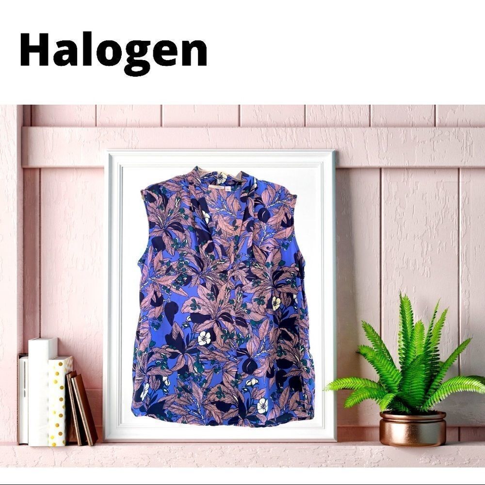 21-💼Like New Halogen Top Sleeveless, V-neck